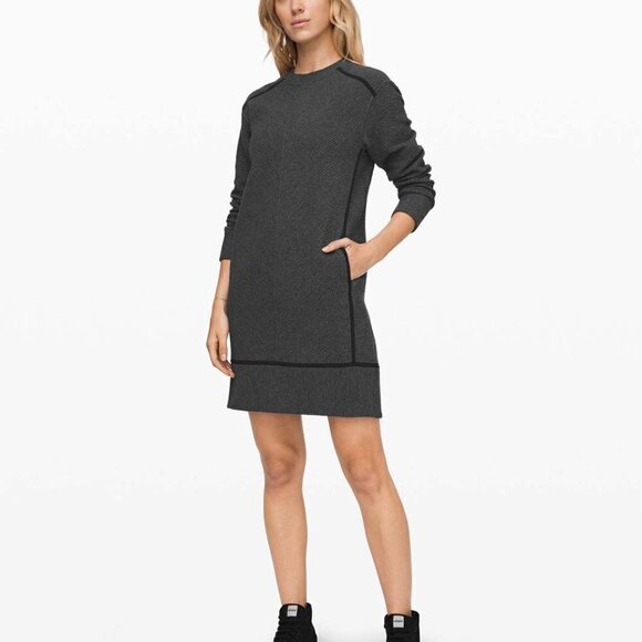 NWT LULULEMON ON REPEAD DRESS HCDG LW8A75S Size 2 - Picture 2 of 11